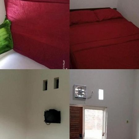 Bromo Family Guest House Kepanjen Kültér fotó